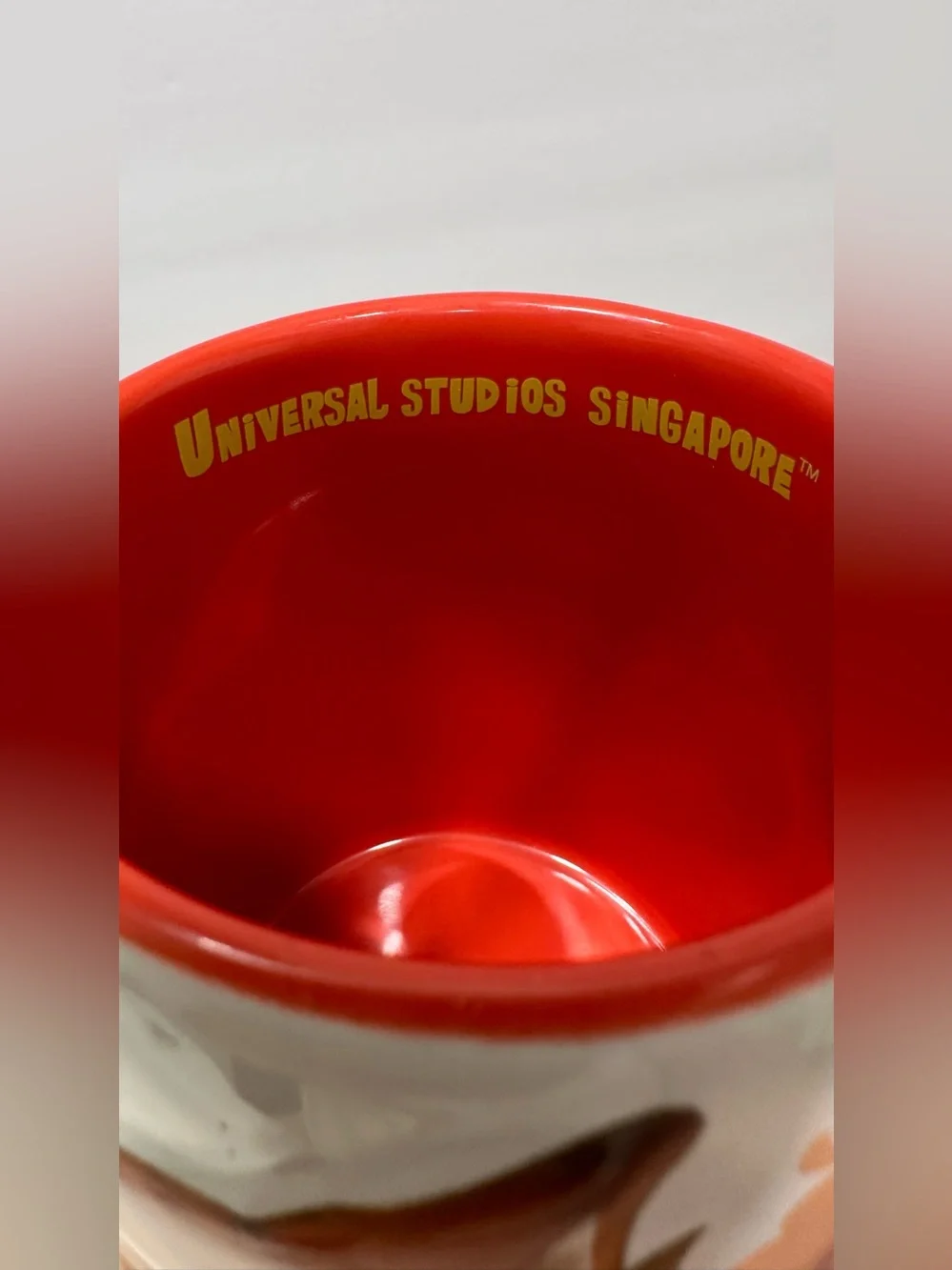 Universal Singapore Puss In Boots 3D Molded Shrek Mug Bright Cat Big Eyes 2010